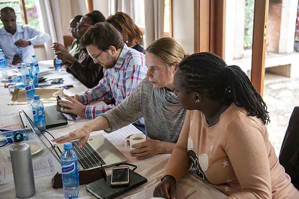 Finanzworkshop für ZFD-Fachkräfte. ‎